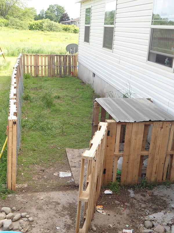 The Upcycled Pallet Pen